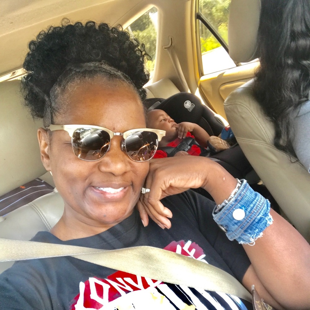 Meet your Posher, Angela